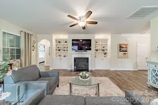 128 Picasso Trl, Mount Holly, NC 28120 - Photo 7