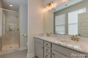 606 W End Dr, Charlotte, NC 28208 - Photo 29