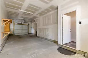 606 W End Dr, Charlotte, NC 28208 - Photo 41
