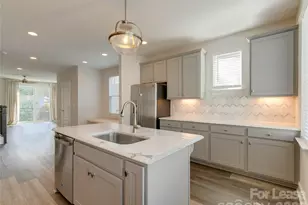 606 W End Dr, Charlotte, NC 28208 - Photo 23