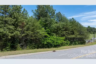 1610 1st Street W, Conover, NC 28613 - Photo 5