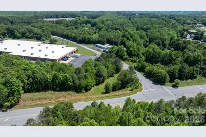 1610 1st Street W, Conover, NC 28613 - Photo 13