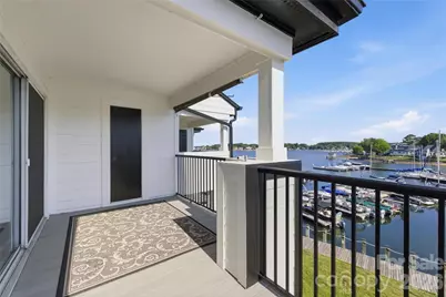18705 Vineyard Point Lane #18705, Cornelius, NC 28031 - Photo 5