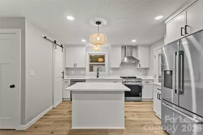 562 Barrington Place NW, Concord, NC 28027 - Photo 3
