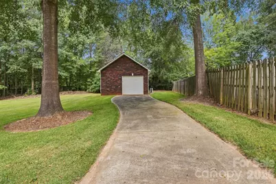 1524 Garrett Landen Drive, Clover, SC 29710 - Photo 45