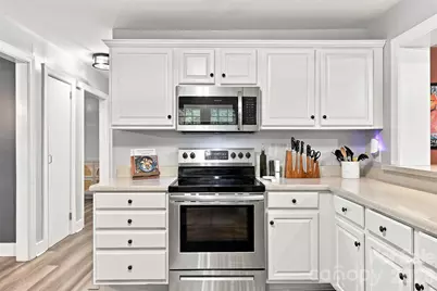 208 Barron Park, York, SC 29745 - Photo 13
