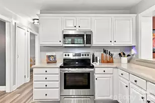 208 Barron Park, York, SC 29745 - Photo 13