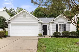 1940 Waters Trail Dr, Charlotte, NC 28216 - Photo 1