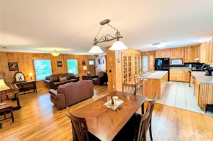 213 Rustling Pines Dr, Hendersonville, NC 28792 - Photo 3