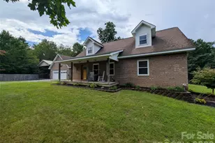 213 Rustling Pines Dr, Hendersonville, NC 28792 - Photo 1
