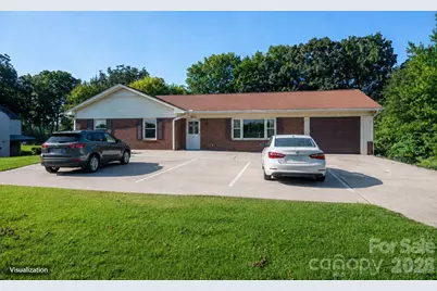 1306 11th Avenue SE, Hickory, NC 28602 - Photo 1