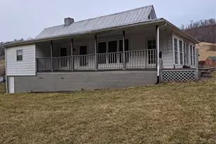 656 Water St, Bakersville, NC 28705 - Photo 29