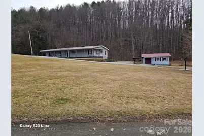 656 Water Street, Bakersville, NC 28705 - Photo 3
