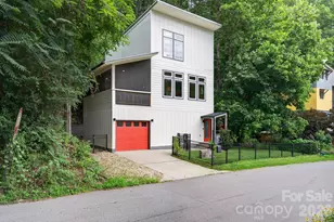 53 Waynesville Ave, Asheville, NC 28806 - Photo 23