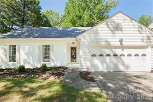 8805 Golf Ridge Dr, Charlotte, NC 28277 - Photo 3