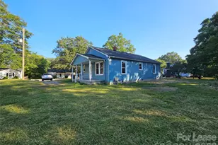 824 Hamrick St, Shelby, NC 28152 - Photo 3