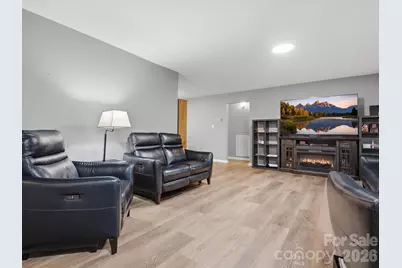 155 S Grandview Road, Clover, SC 29710 - Photo 5
