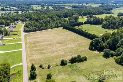 146 Rimrock Road, Harmony, NC 28634 - Photo 7