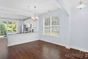 3134 Bending Birch Pl, Charlotte, NC 28206 - Photo 9