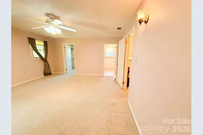 301 Starmount Drive, Statesville, NC 28677 - Photo 17