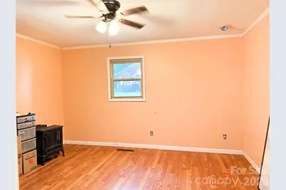 301 Starmount Drive, Statesville, NC 28677 - Photo 9