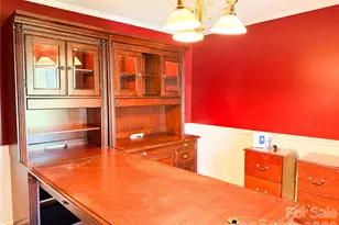 301 Starmount Dr, Statesville, NC 28677 - Photo 5