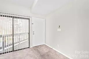 8155 Cedar Glen Dr, Charlotte, NC 28212 - Photo 5