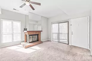 8155 Cedar Glen Dr, Charlotte, NC 28212 - Photo 9