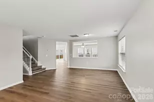 4022 Houldsworth Dr, Charlotte, NC 28213 - Photo 15