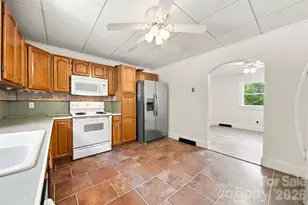 3436 Cannon Ridge Rd, Lenoir, NC 28645 - Photo 11