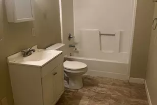 1323 7th St, Statesville, NC 28677 - Photo 5