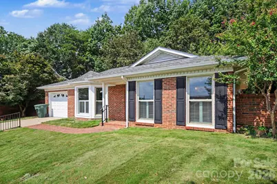 1912 Wexford Court, Gastonia, NC 28054 - Photo 3