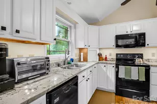 121 Mitchell View Dr, Old Fort, NC 28762 - Photo 13