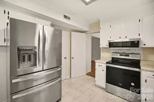2248 Lawton Bluff Rd, Charlotte, NC 28226 - Photo 21