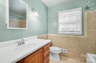 2248 Lawton Bluff Rd, Charlotte, NC 28226 - Photo 9