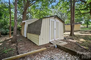 2248 Lawton Bluff Rd, Charlotte, NC 28226 - Photo 41