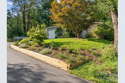 110 Aurora Drive, Asheville, NC 28805 - Photo 3