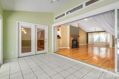 225 Arbor Lane, Hendersonville, NC 28791 - Photo 19