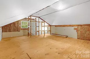 225 Arbor Ln, Hendersonville, NC 28791 - Photo 33