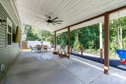 119 Fairmont Street, Clover, SC 29710 - Photo 5