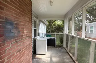 1412 Claridge Ln, Charlotte, NC 28209 - Photo 11