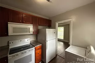 1412 Claridge Ln, Charlotte, NC 28209 - Photo 5