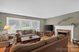 7 Mountainbrook Rd, Asheville, NC 28805 - Photo 9