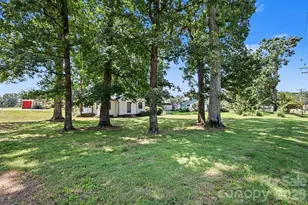 801 W Catawba Ave, Mount Holly, NC 28120 - Photo 23