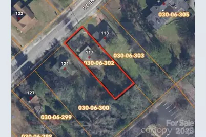 121 S Dennis Avenue, Bishopville, SC 29010 - Photo 3
