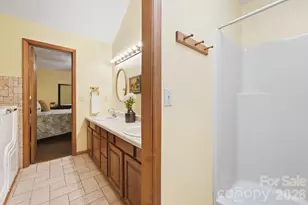 1424 Big Cove Rd, Waynesville, NC 28786 - Photo 17