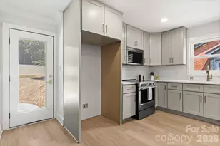546 W Kingston Ave, Charlotte, NC 28203 - Photo 21
