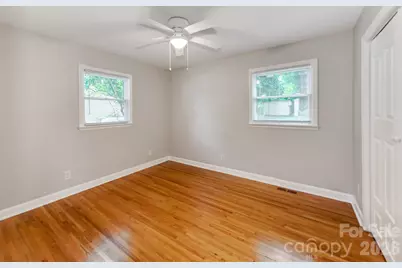 3326 Bonneville Drive, Charlotte, NC 28205 - Photo 19