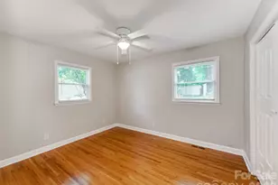 3326 Bonneville Dr, Charlotte, NC 28205 - Photo 19