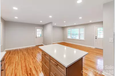 3326 Bonneville Drive, Charlotte, NC 28205 - Photo 15